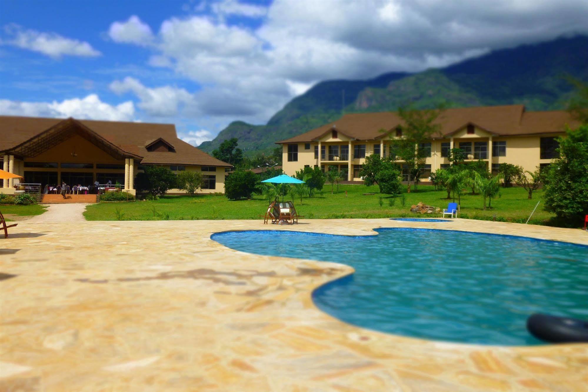 Nashera Hotel Morogoro Exterior foto
