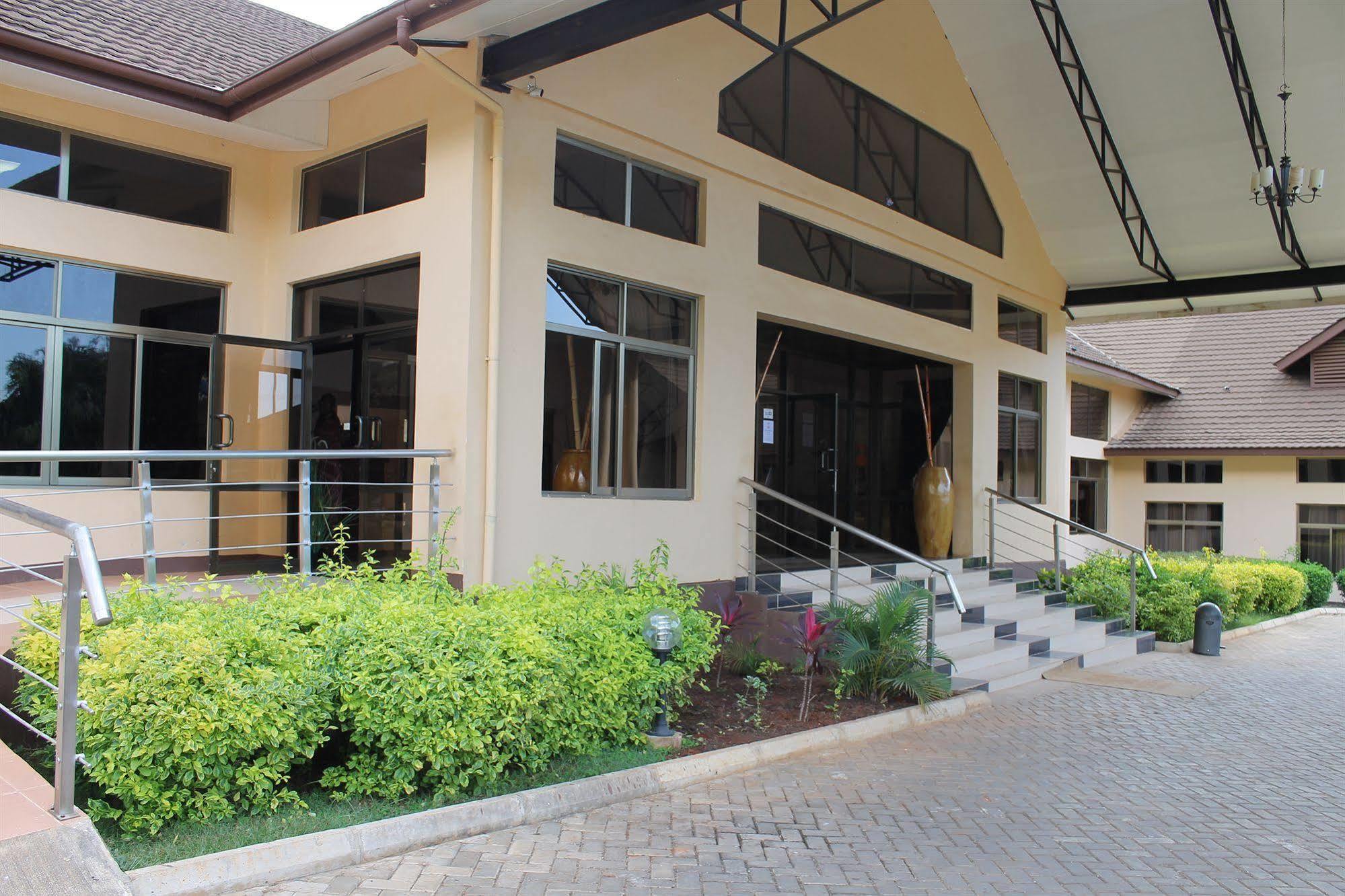 Nashera Hotel Morogoro Exterior foto